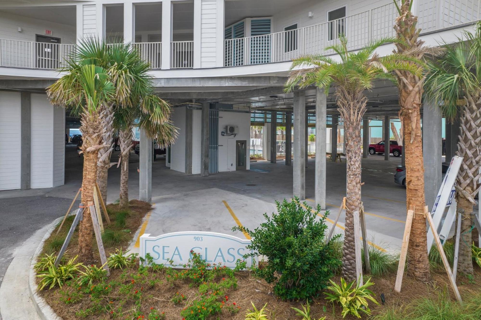 Sea Glass 304 By Collection Apartment